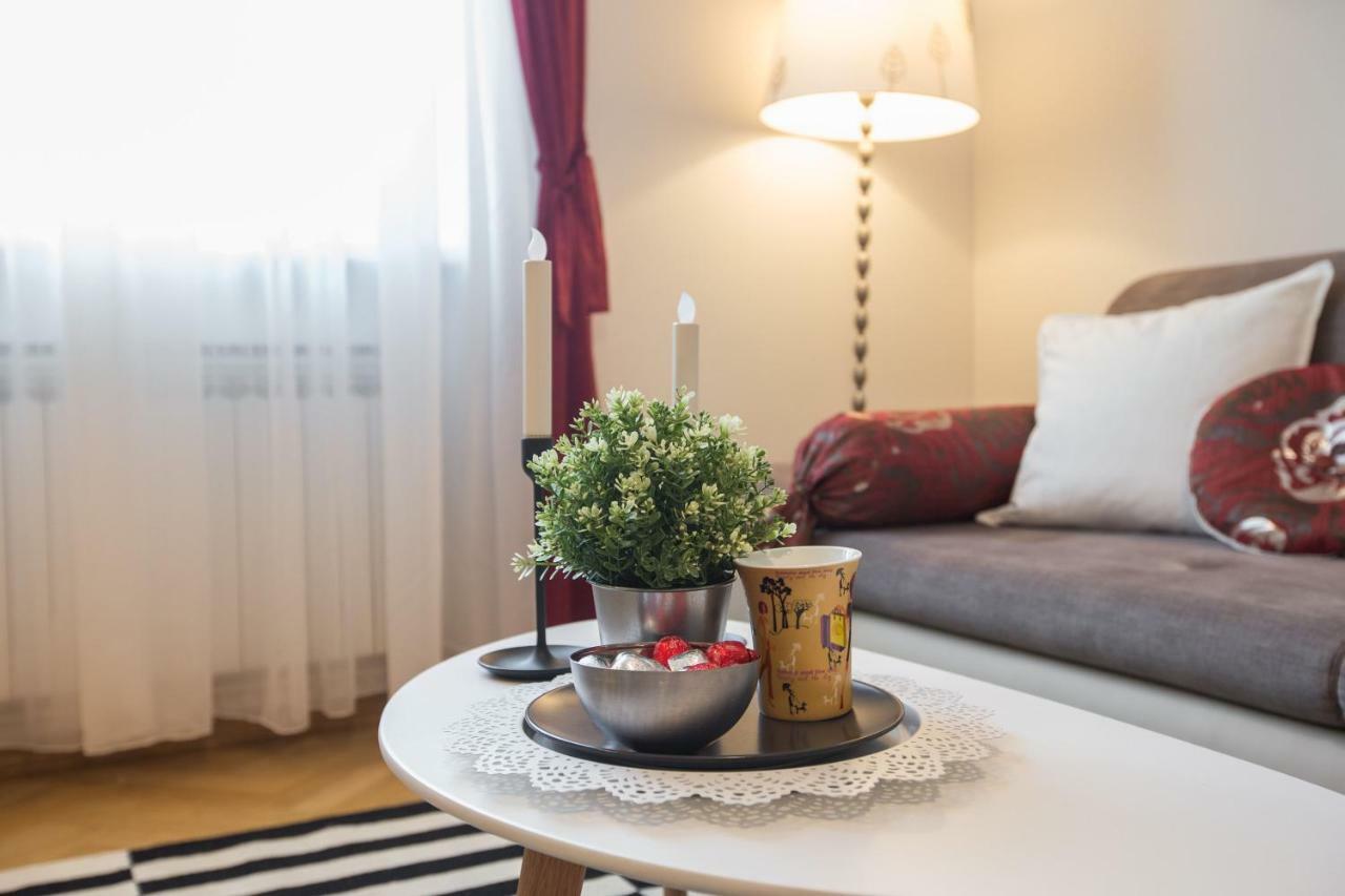 Апартаменты Angela Main Street Luxury Oasis & Free Parking Загреб Экстерьер фото
