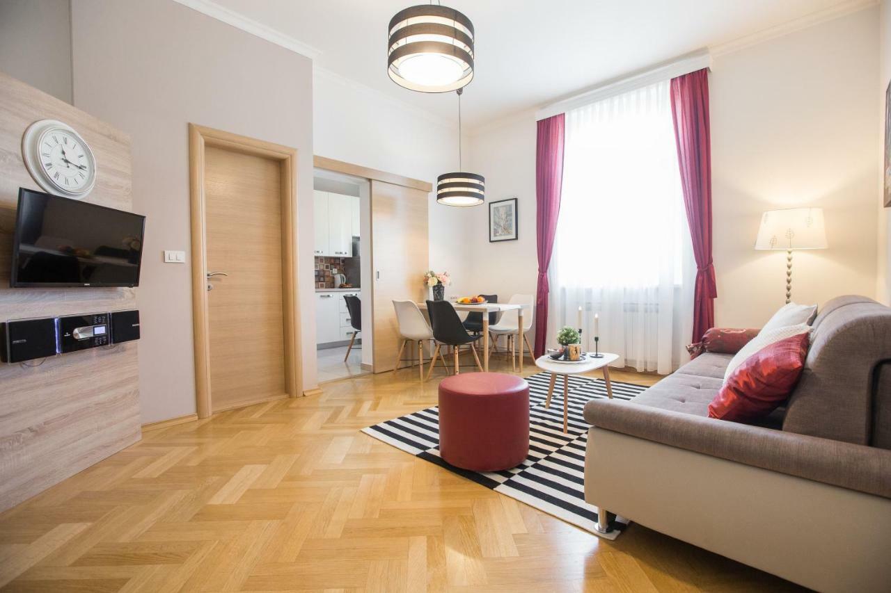 Апартаменты Angela Main Street Luxury Oasis & Free Parking Загреб Экстерьер фото